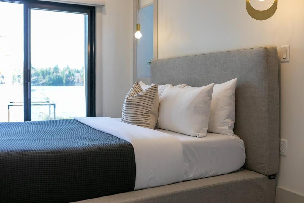 Numinous Cottage Long Lake Oasis Centre Rawdon Ngoại thất bức ảnh